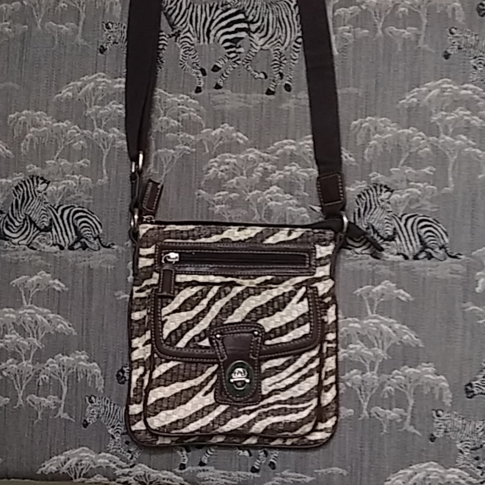 Shoulder strap purse
